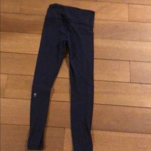 Navy ivivva leggings girls